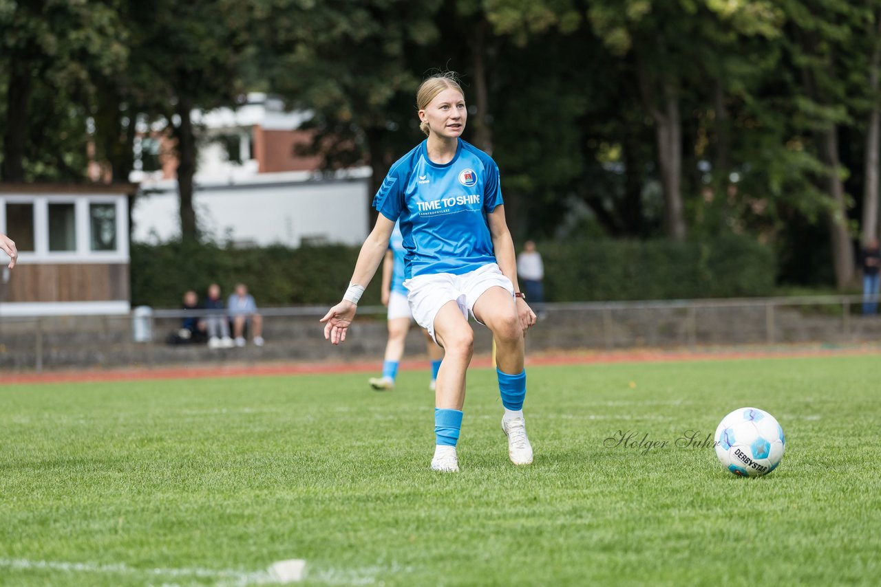 Bild 114 - wBJ VfL Pinneberg - Germania Schnelsen : Ergebnis: 15:1